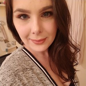 Meet your Posher, Lynn